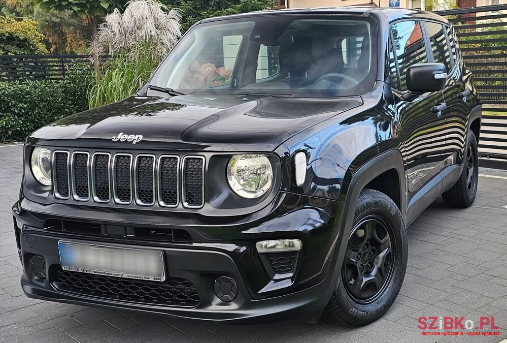 2018' Jeep Renegade photo #1