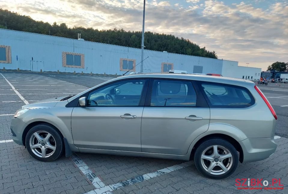 2008' Ford Focus photo #2