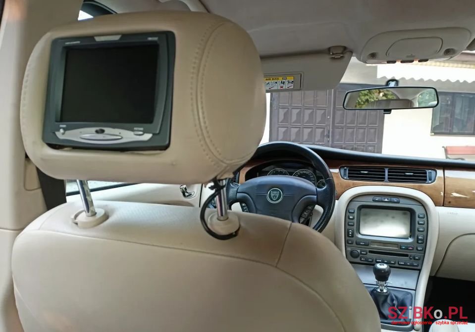 2003' Jaguar X-Type photo #1
