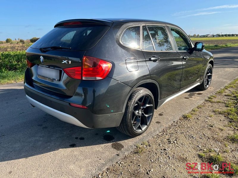 2010' BMW X1 Xdrive20D photo #5