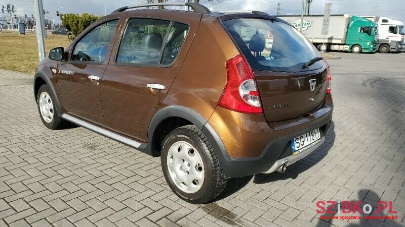 2012' Dacia Sandero Stepway photo #4