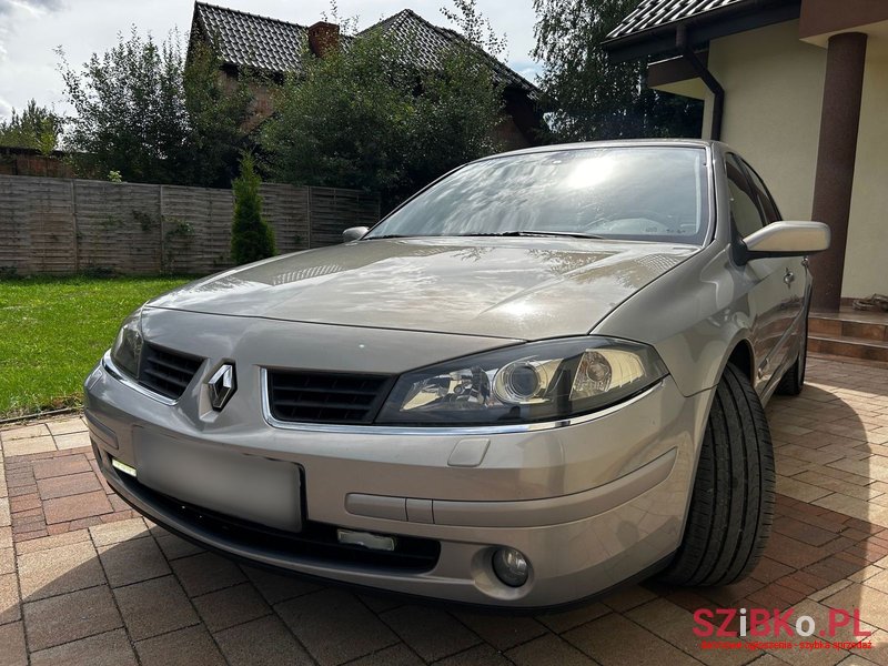 2007' Renault Laguna photo #2