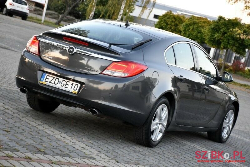 2009' Opel Insignia photo #4