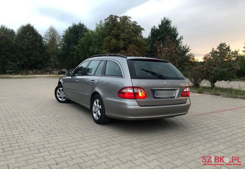 2006' Mercedes-Benz E-Class 200 T Kompressor photo #5