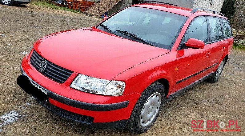 1998' Volkswagen Passat photo #1