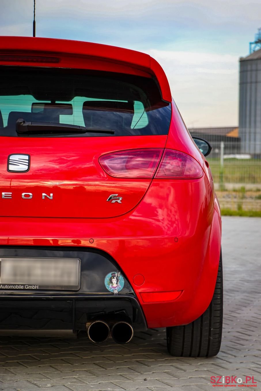 2012' SEAT Leon photo #3