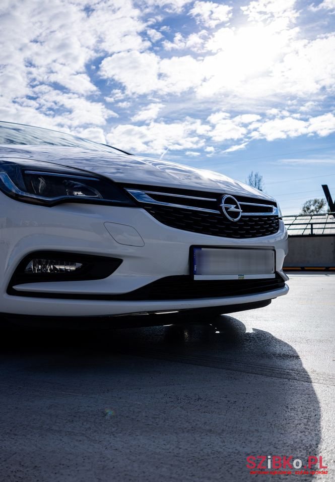 2018' Opel Astra 1.4 T Enjoy S&S photo #6