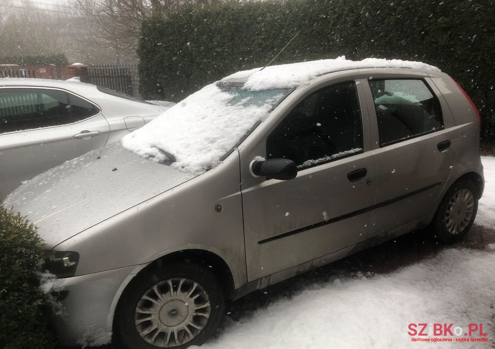 2002' Fiat Punto 1.2 16V Active photo #1