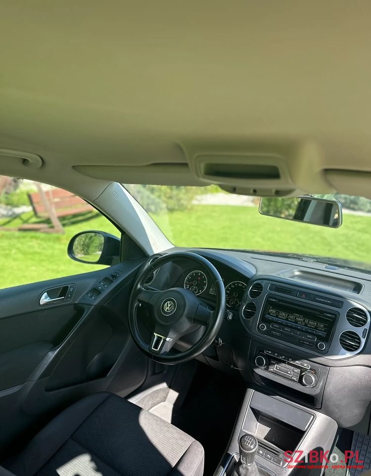 2014' Volkswagen Tiguan photo #6