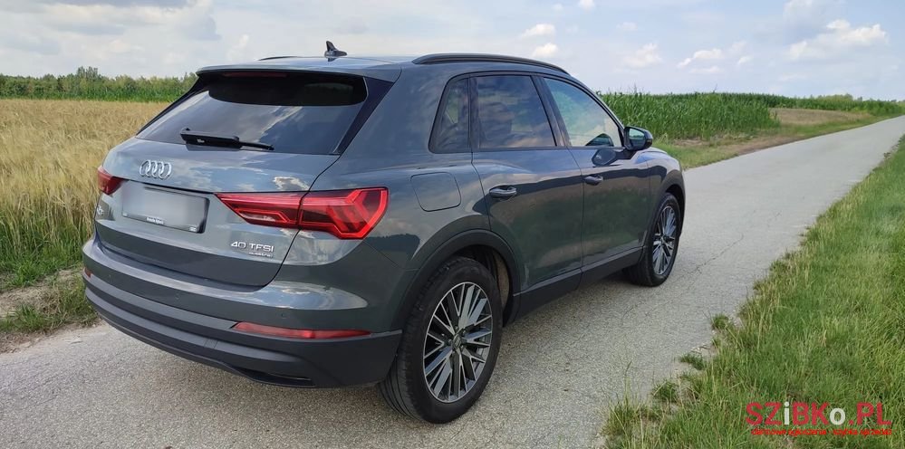 2019' Audi Q3 photo #4