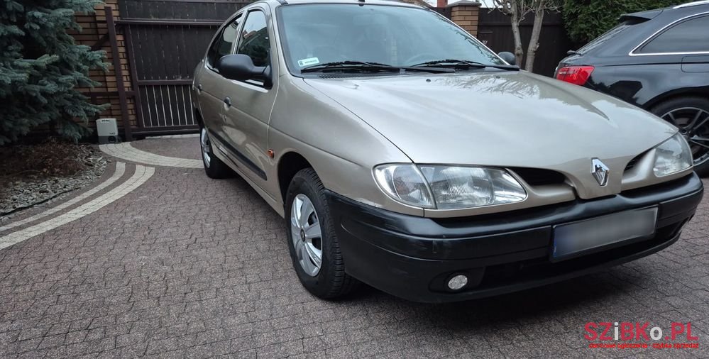 1997' Renault Megane 1.4 Rn photo #6