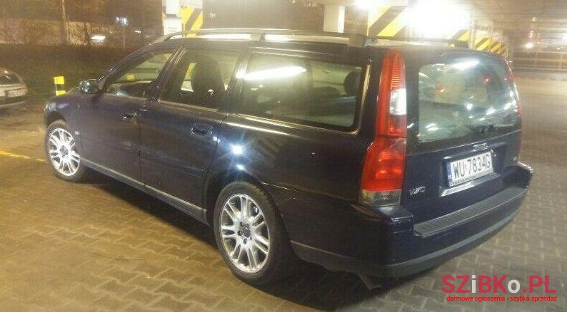 2005' Volvo V70 photo #1