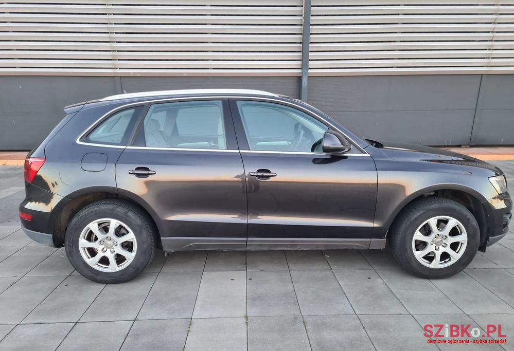 2010' Audi Q5 photo #3