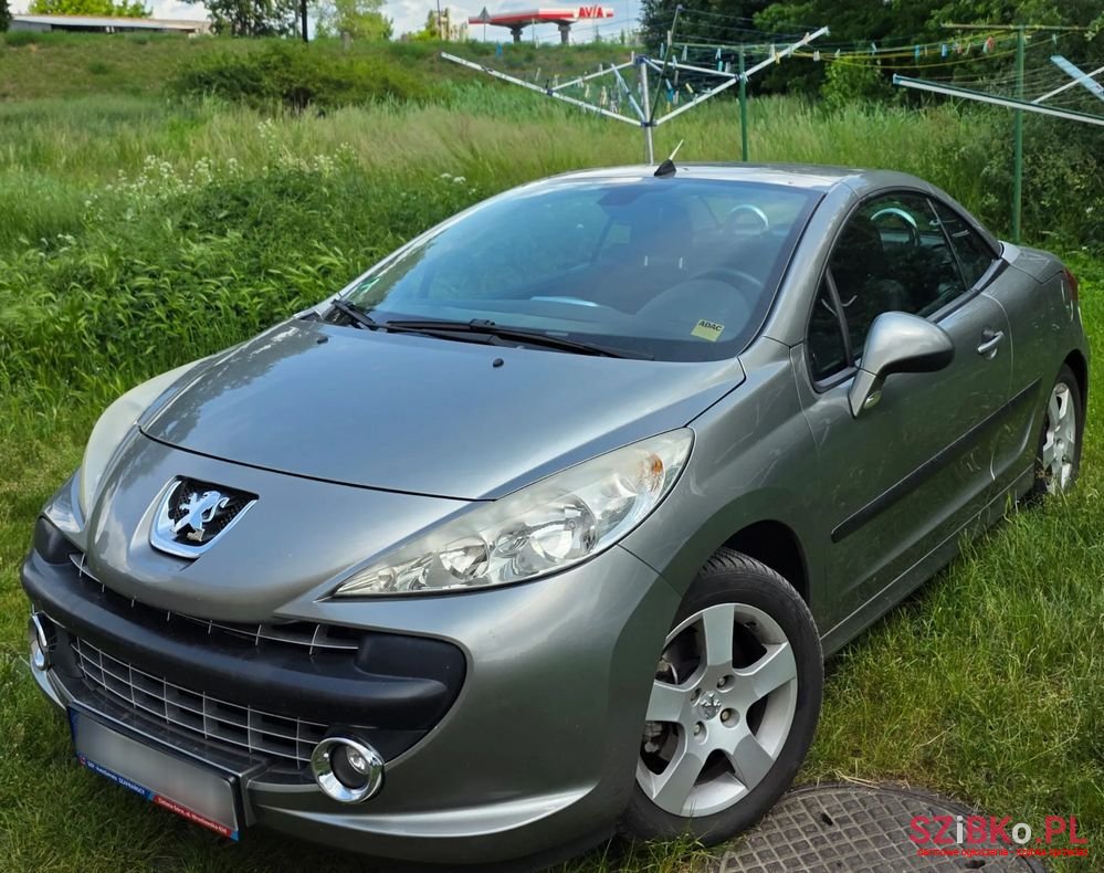 2008' Peugeot 207 1.6 Vti Sporty photo #1