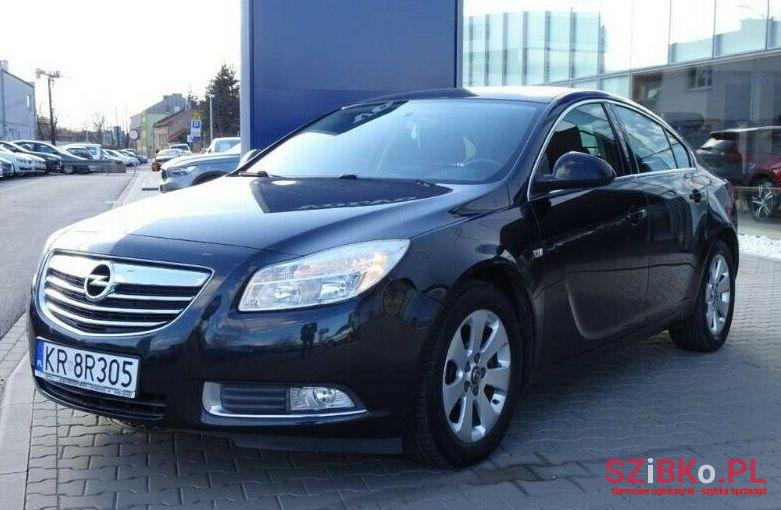 2010' Opel Insignia photo #1