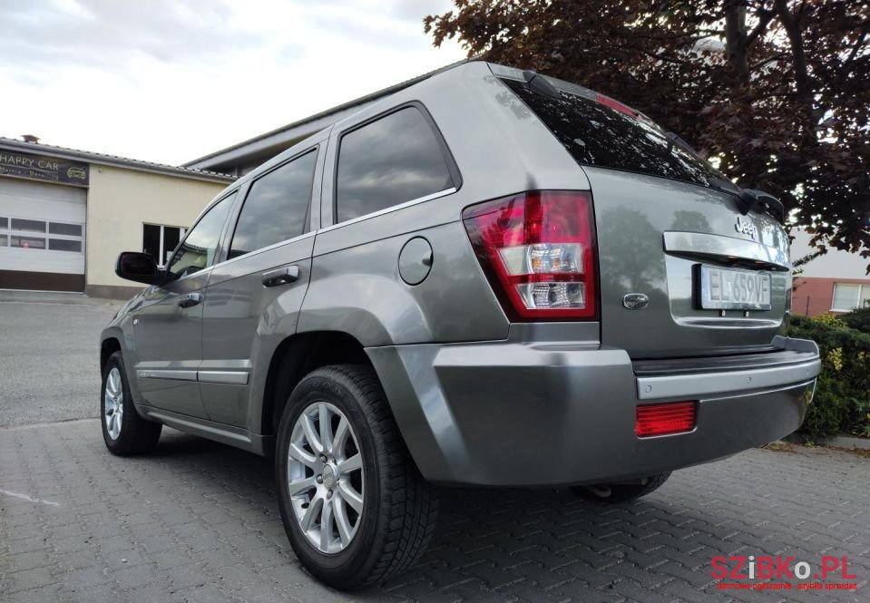 2006' Jeep Grand Cherokee photo #5