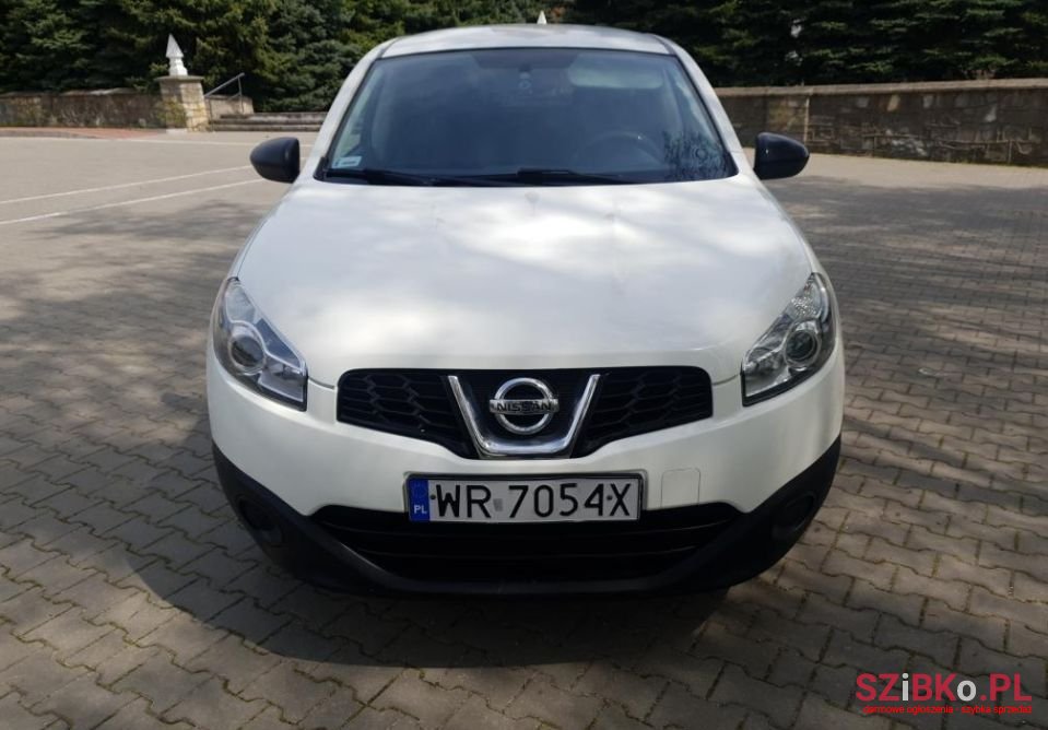 2011' Nissan Qashqai photo #2