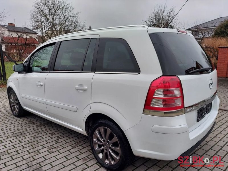 2010' Opel Zafira 1.6 T Cng Essentia photo #4