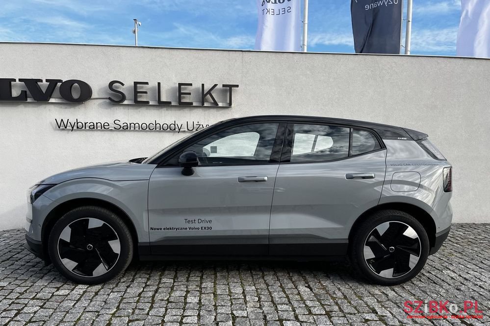 2023' Volvo Ex30 photo #5
