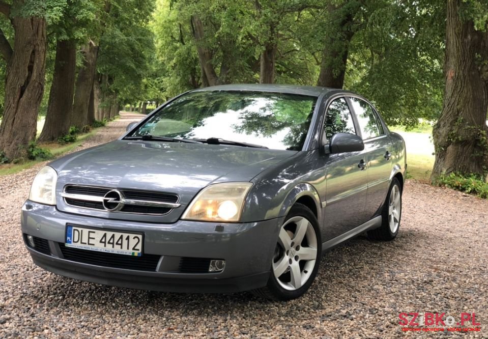 2004' Opel Vectra photo #1