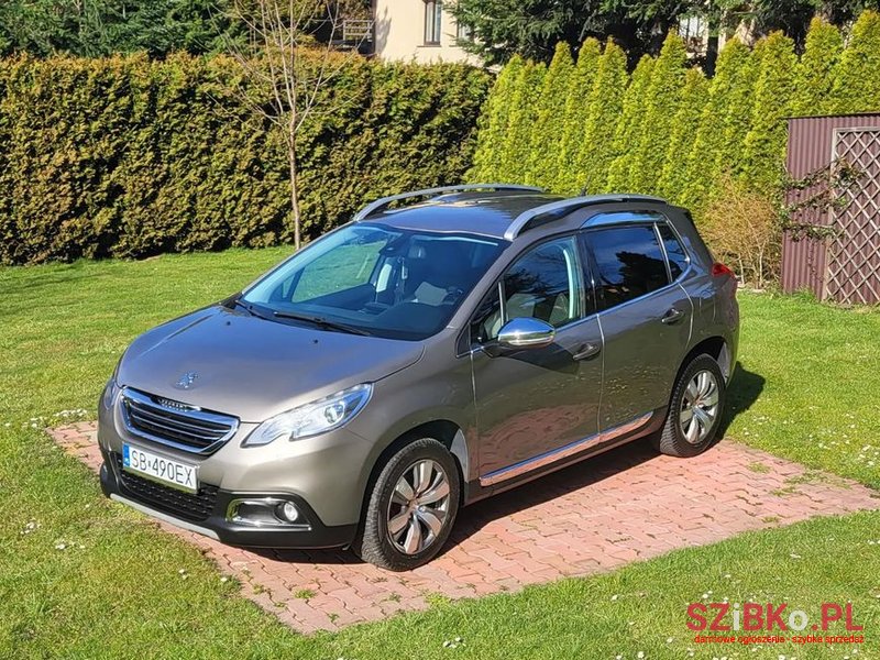 2014' Peugeot 2008 photo #1