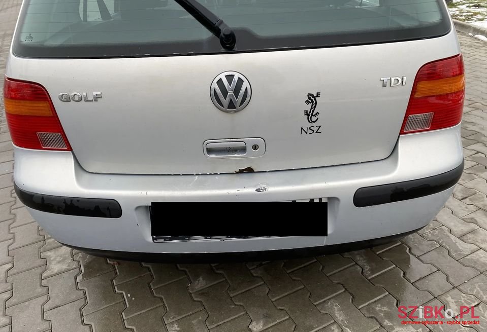 2000' Volkswagen Golf photo #5