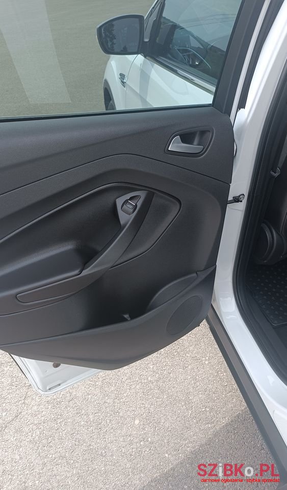 2013' Ford Kuga photo #5