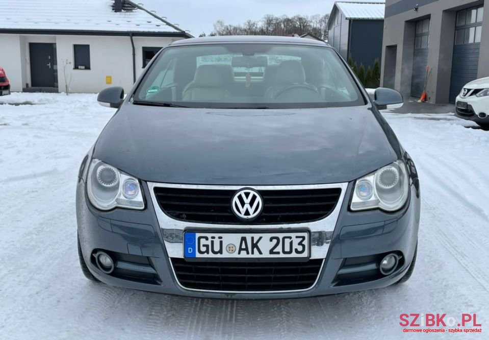 2006' Volkswagen Eos photo #5