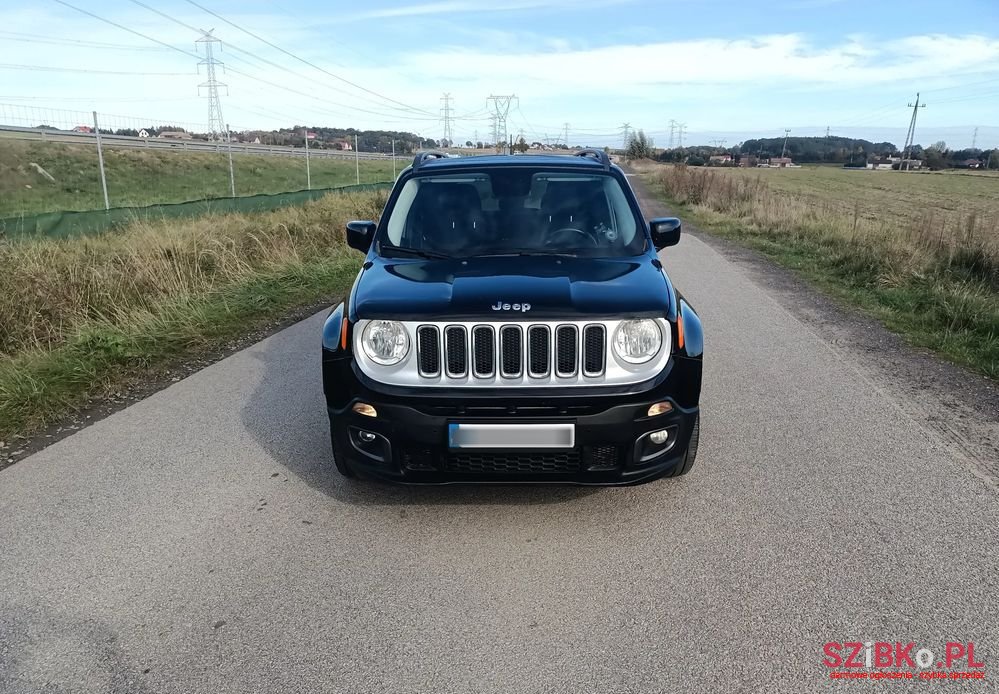 2015' Jeep Renegade photo #2