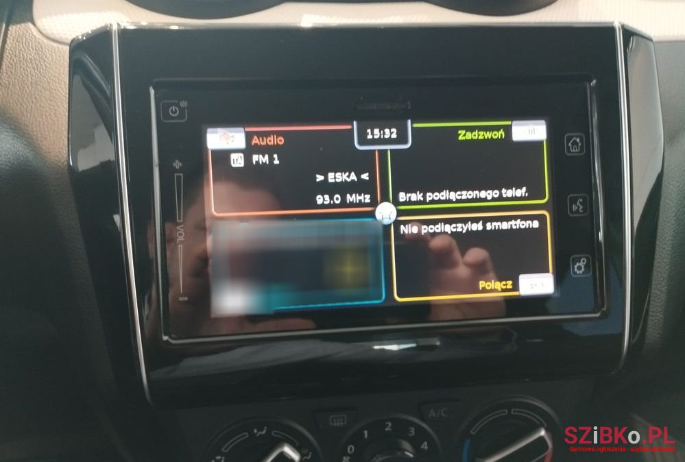 2017' Suzuki Swift 1.2 Premium Plus photo #5