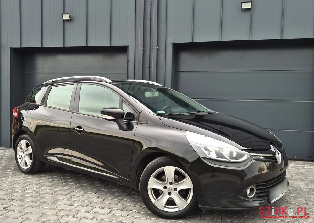 2013' Renault Clio 1.2 16V Intens photo #1
