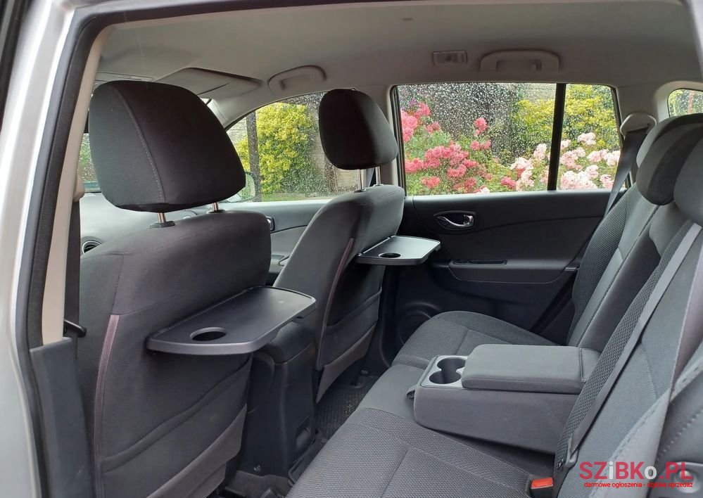 2010' Renault Koleos 2.0 Dci 4X4 Bose Edition photo #3