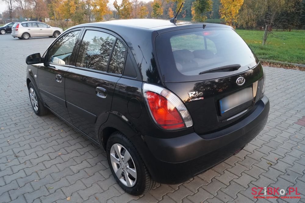 2009' Kia Rio 1.4 Comfort photo #3