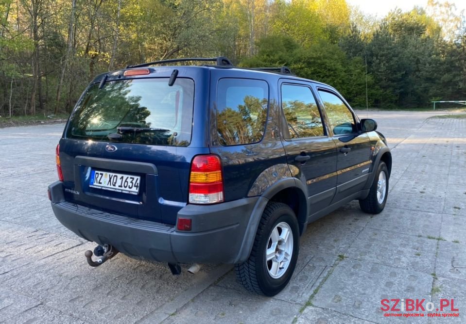 2003' Ford Maverick photo #4