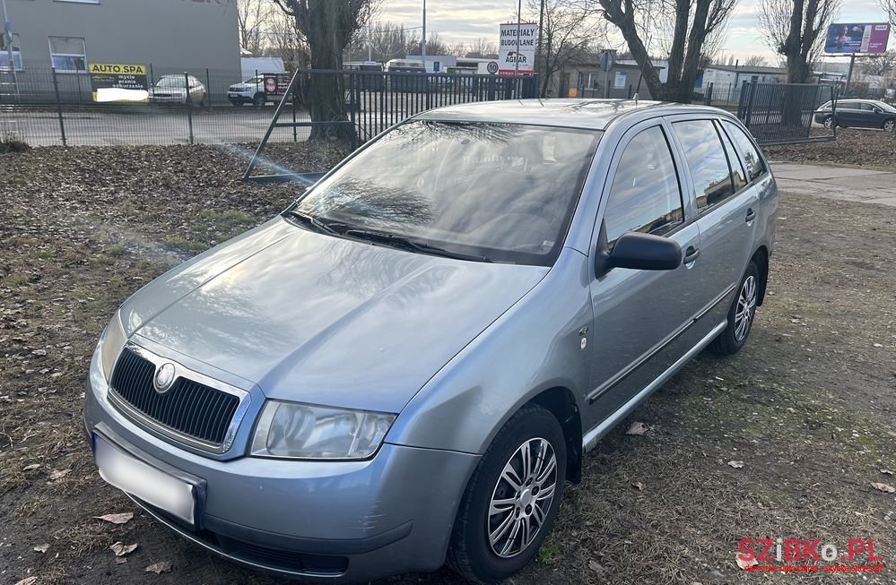 2004' Skoda Fabia 1.4 16V Elegance photo #1