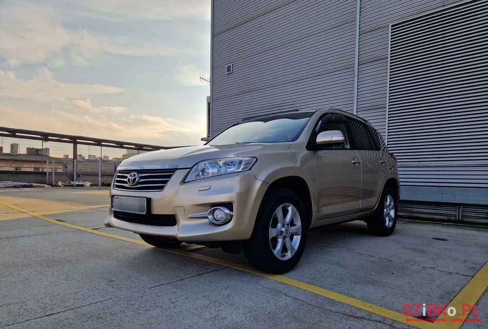 2010' Toyota RAV4 photo #6