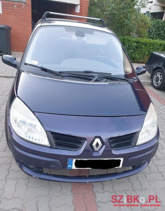 2007' Renault Scenic photo #5