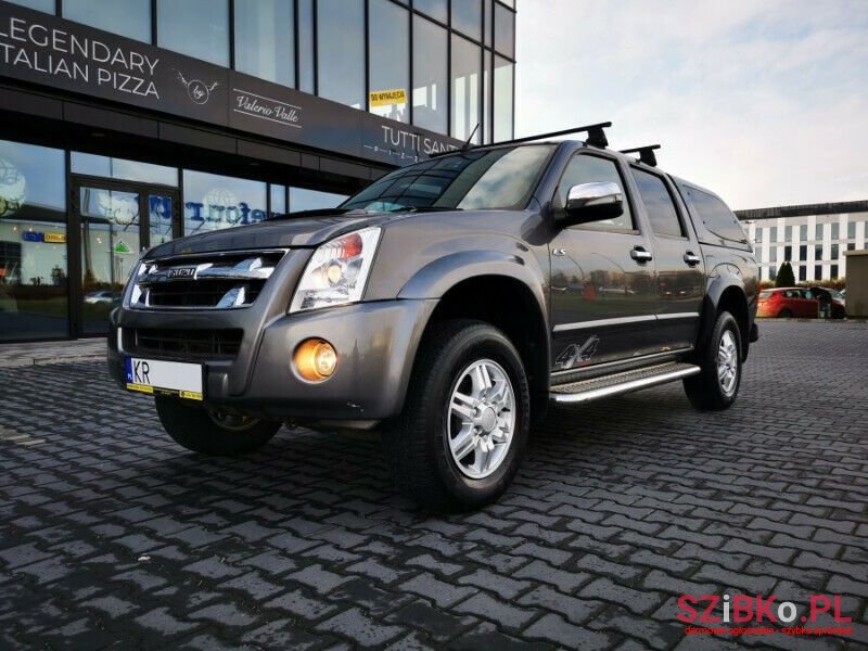 2012' Isuzu D-Max photo #1