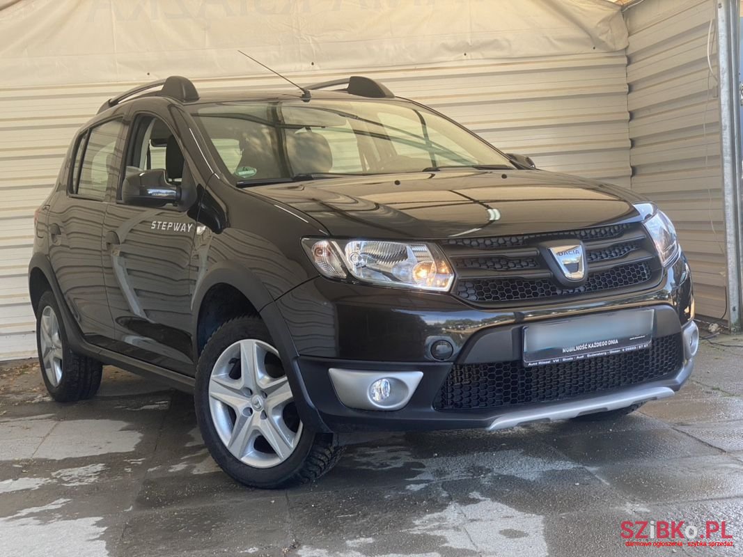 2015' Dacia Sandero Stepway photo #2