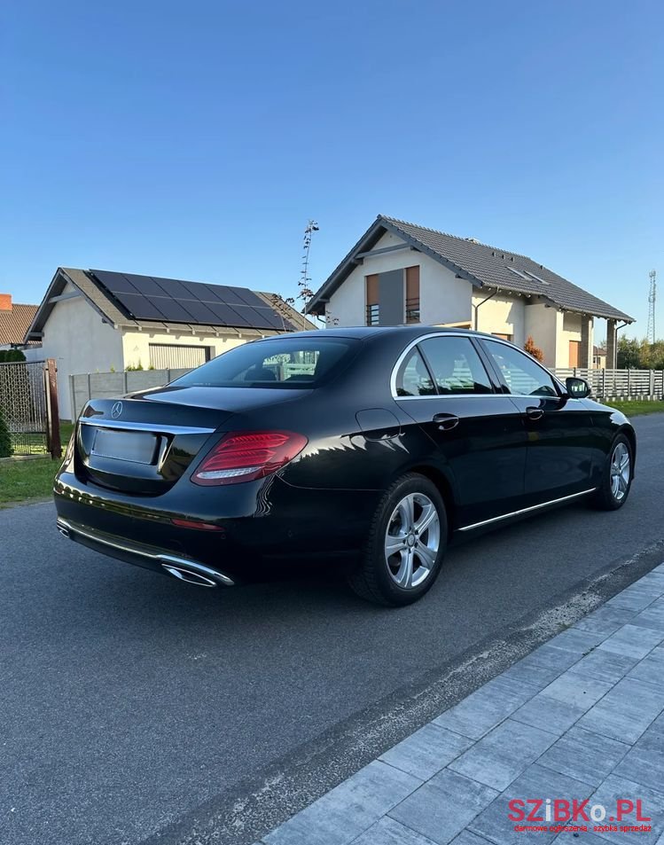 2016' Mercedes-Benz E-Class 220 D photo #5