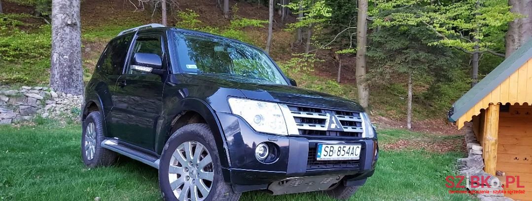 2007' Mitsubishi Pajero photo #6