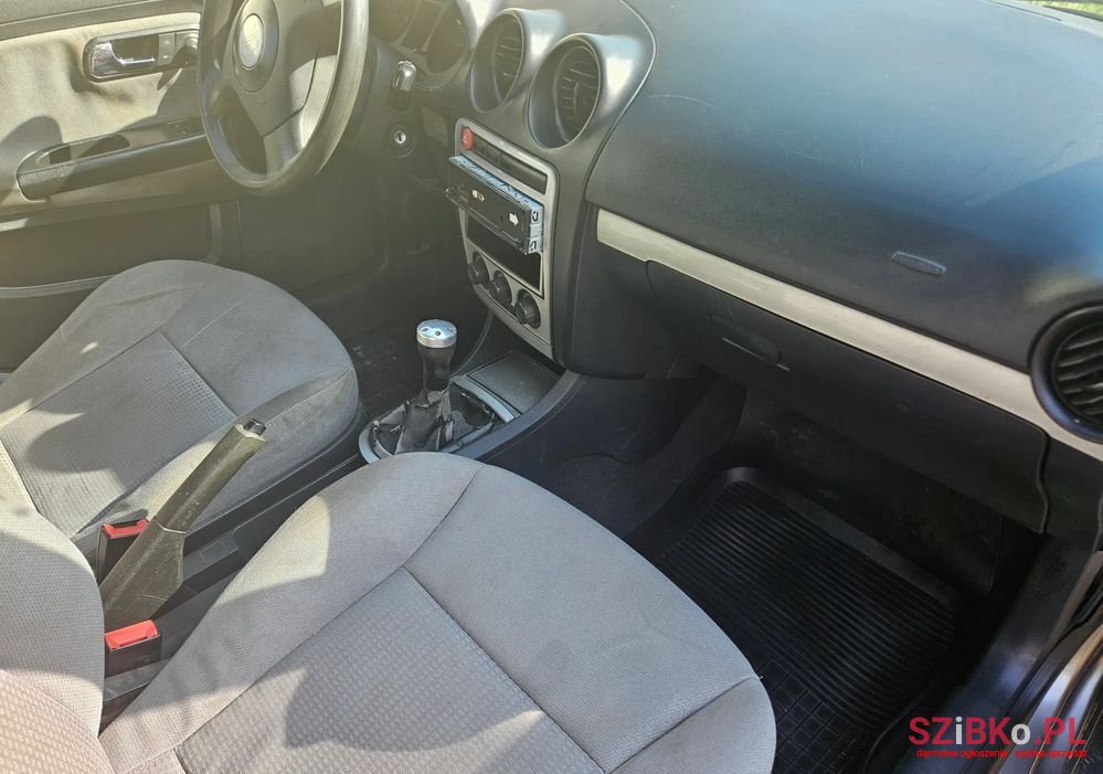 2004' SEAT Cordoba 1.4 16V Cool photo #4