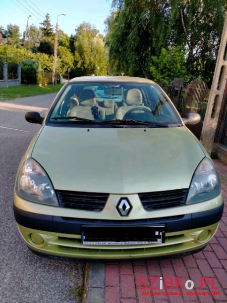 2006' Renault Clio photo #3