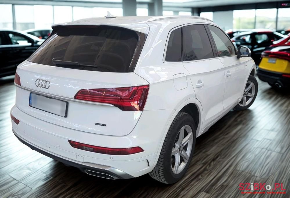 2022' Audi Q5 photo #2