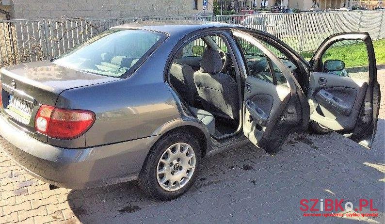 2002' Nissan Almera photo #1