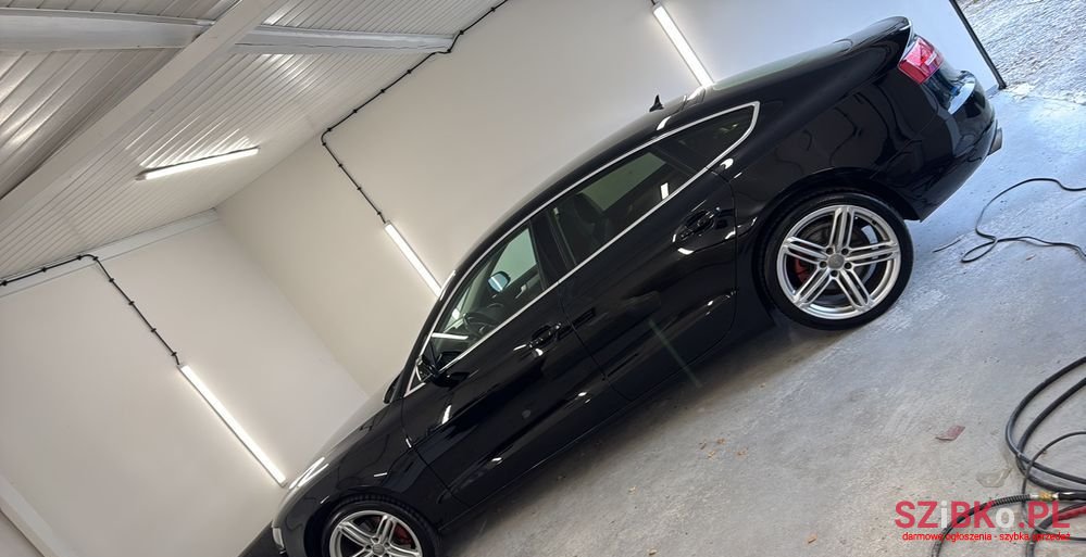 2010' Audi A5 2.0 Tfsi Sportback photo #2