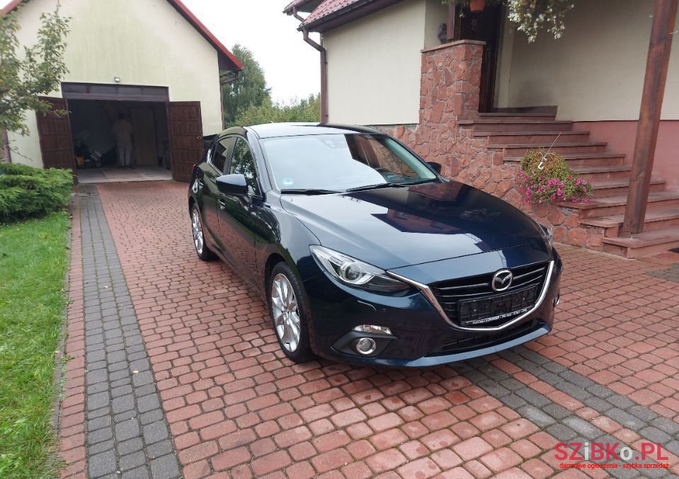 2015' Mazda 3 photo #4
