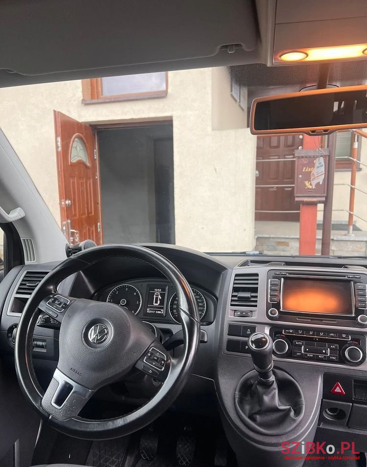 2014' Volkswagen Caravelle Tdi L2 photo #6