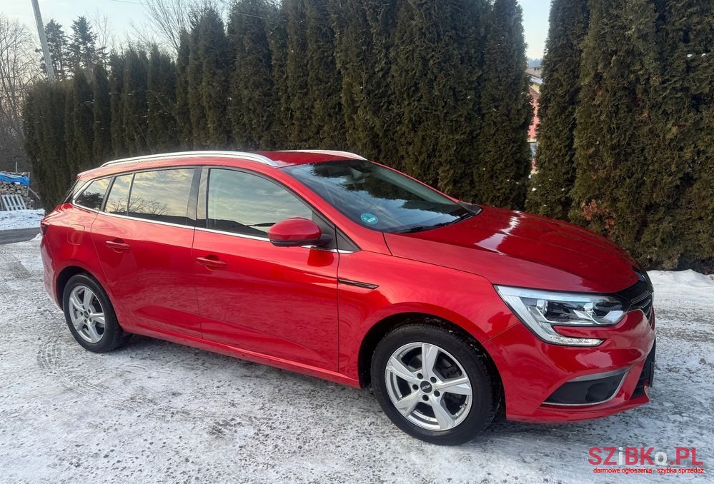 2019' Renault Megane photo #3