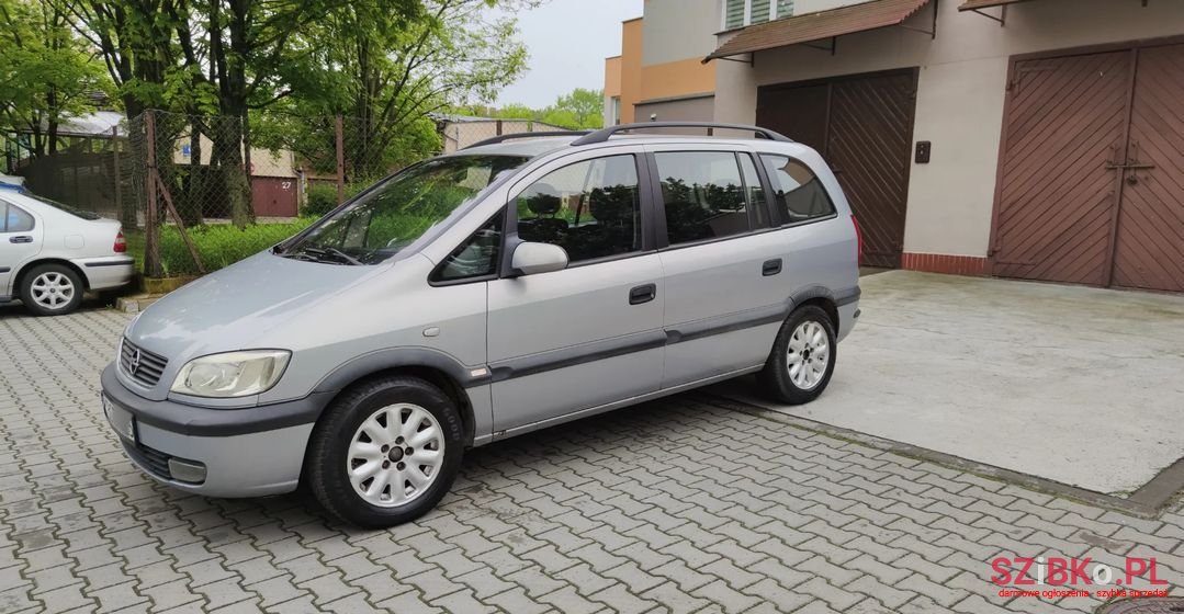2001' Opel Zafira photo #2